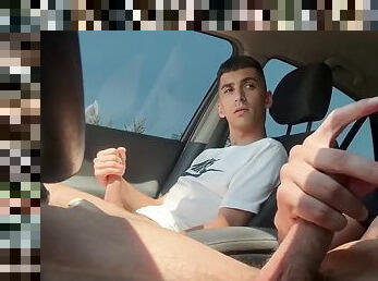 TWO GUYS JERK OFF IN THE CAR