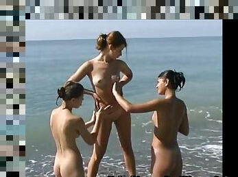 Amazing Girls Nudists Enjoy Time Well Spend In Beach