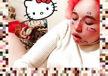 Hello kitty fucks her pussy