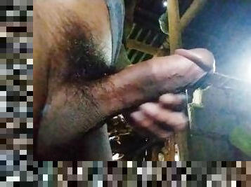 Nag salsal sa kusina ( masturbating in the kitchen)