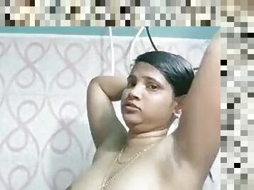 Desi girl bathing full nude