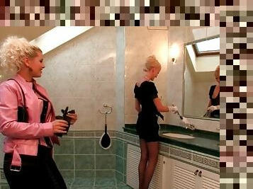 Maid and mistress play in the bathroom