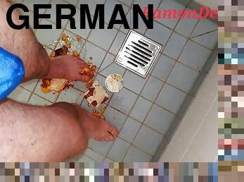 Master Ramn crushes, tramples, tramples the food in a hot satin thong with his divine feet
