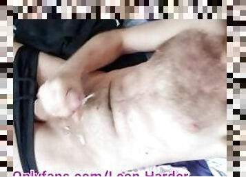 Quick cum on my hairy body ???? shoot load ???? [onlyfans] Leon Harder