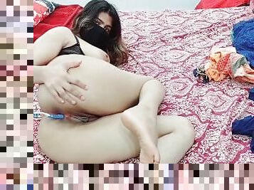 Sobia Nasir On WhatsApp Video Call Doing Anal On Customer Demand