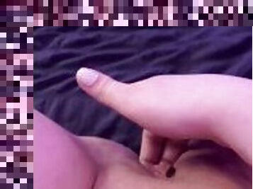 masturbation, orgasme, chatte-pussy, amateur, ados, joufflue, doigtage, point-de-vue, solo, gros-plan