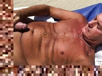 UltimateSlut Christophe FACIAL CUMSHOT orgasm on public beach