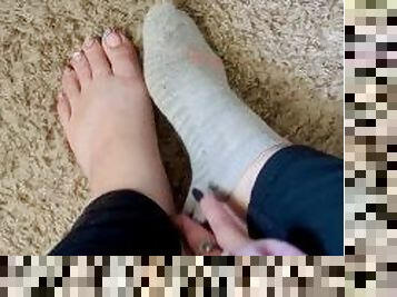 Sock removal countdown to cum ????????