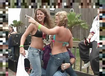 Marvelous Girls In Blue Jeans And Bikinis Parties Madly