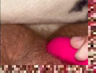 Double orgasm on clit - 80s full bush close up