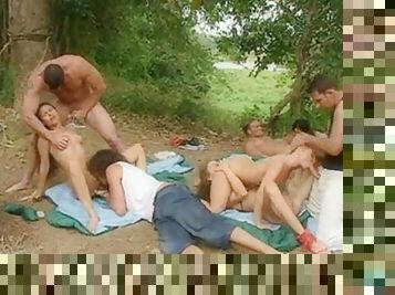 Orgy outdoors with hot chicks