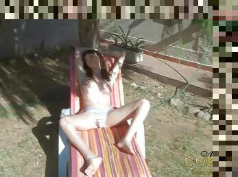 Mariana Cordoba gets hot in the sun