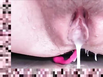 Incredible closeup of creamy ejaculating pussy in high definition video