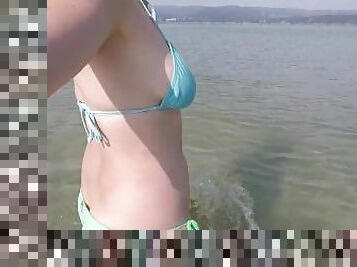 masturbare-masturbation, public, pasarica, tasnit, plaja, cu-degetelul, iubita, bikini, uda, sub-apa