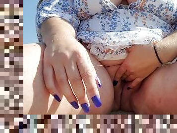 gros-nichons, masturbation, en-plein-air, public, chatte-pussy, amateur, babes, belle-femme-ronde, vagin, exhibitionniste