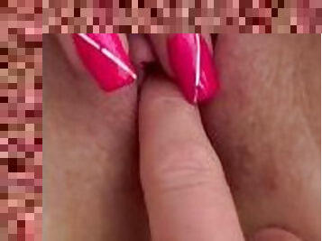 Helping hand to CUM!!!!