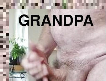 papa, vieux, amateur, mature, énorme-bite, gay, branlette, plus-agée, solo, pappounet