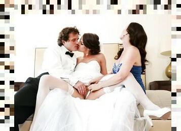 Tettone, Sposa, Pecorina, Fichette, Ragazze giovani, Pompini, Mammine mature, Pornostar, Mamme, Trio